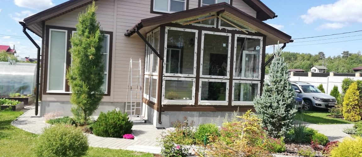 Остекление дачи или загородного дома пластиковыми окнами