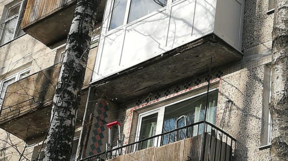 Остекление балкона и монтаж окна Проспект Славы 10к2