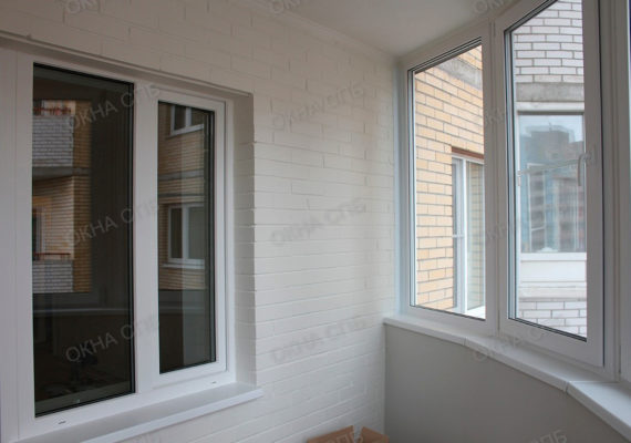 Теплое остекление балкона с заменой балконного блока в квартире