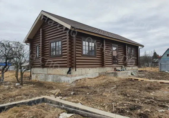 деревянное остекление из лиственницы в частном доме11