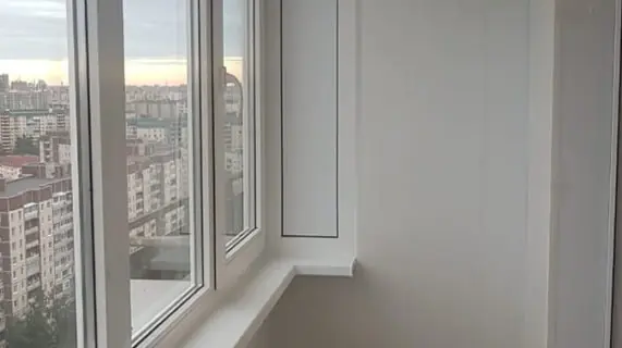 Остекление балкона на ул. Руставели
