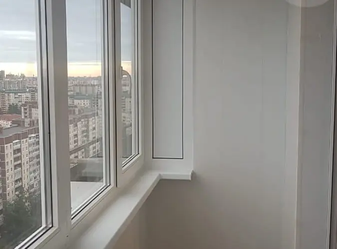 Остекление балкона на ул. Руставели