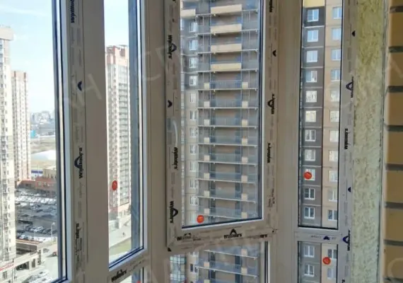 теплое остекление лоджии на парнасе20