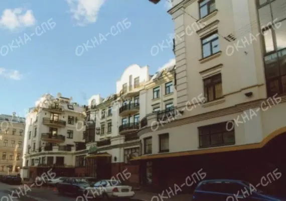 Остекление бизнес центра на Поварском переулке