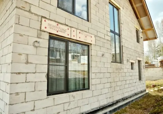 Остекление частного дома в КП Александрийский парк